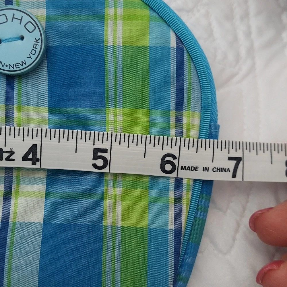 Soho London-New York Blue, Green & White Plaid Zip Closure Cosmetic Bag Like New